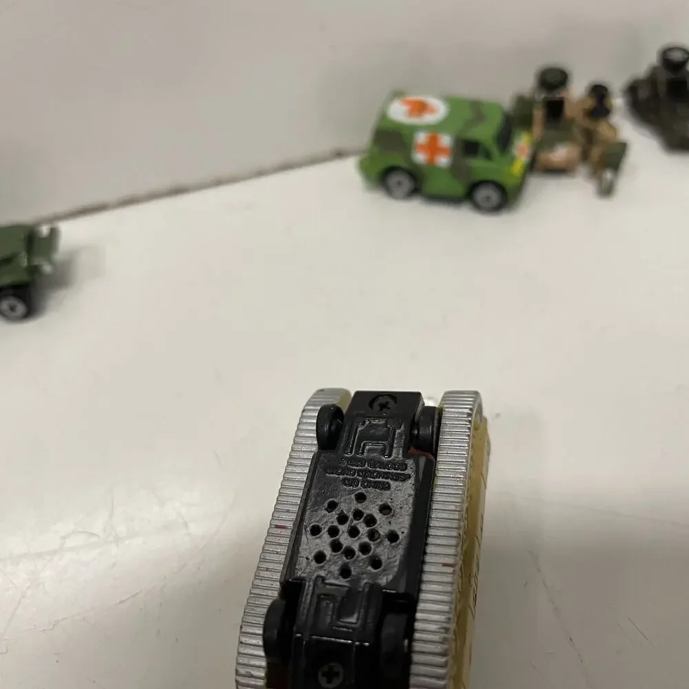 VTG Galoob Micro Machines Military Lot Of 6 Trucks Tank Vehicles *Motorcycles